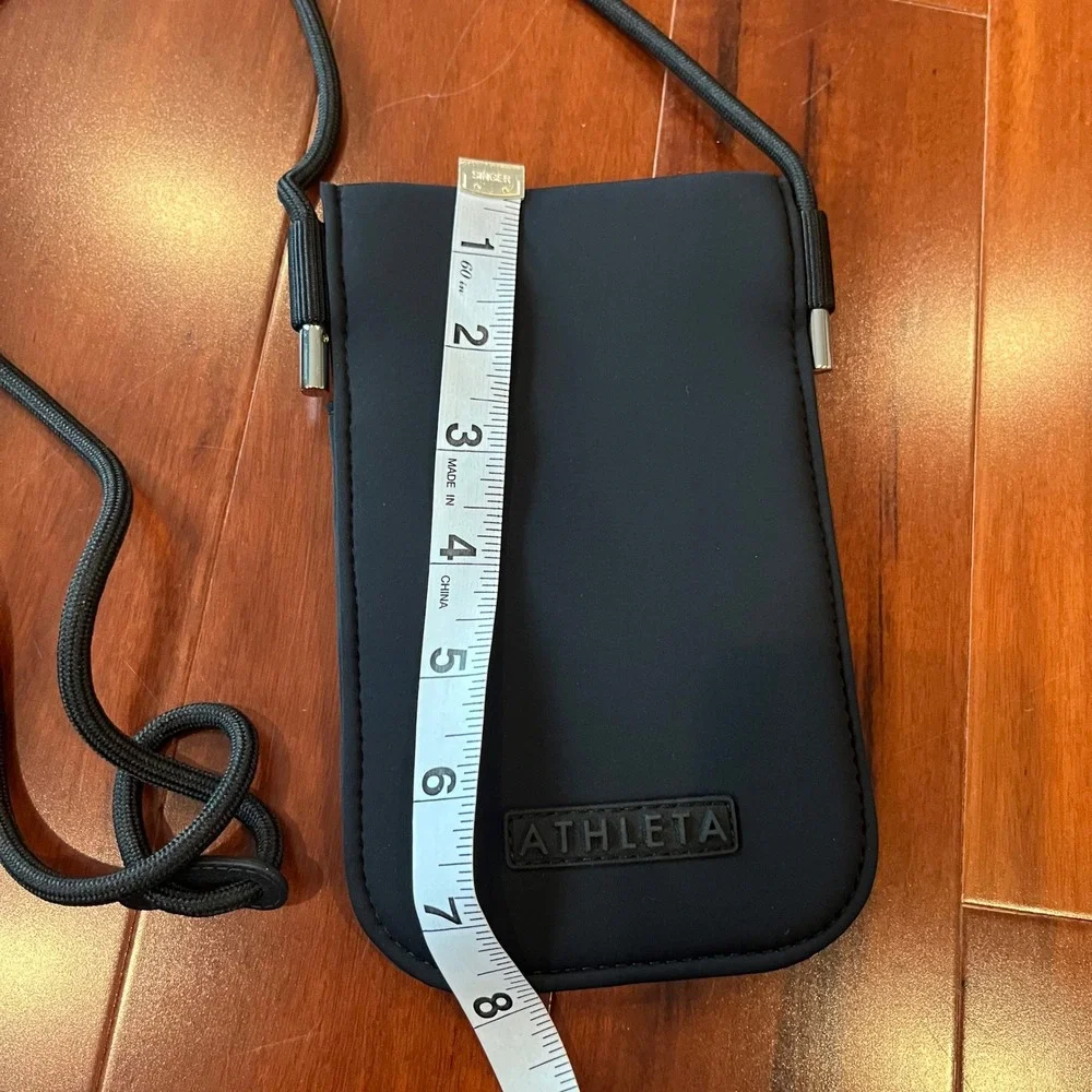 Athleta‎ Black Crossbody Bag Phone Purse Black Neoprene Pouch Small Accessory